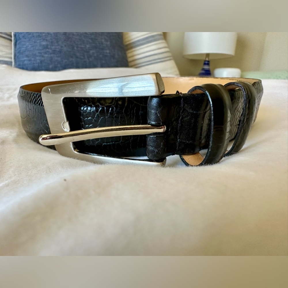 Johnston and Murphy Leather Dress Belt